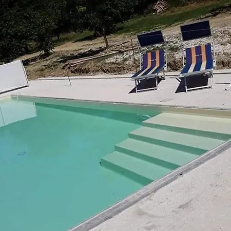 Agriturismo Il Rifugio Dell'ape Farm stay